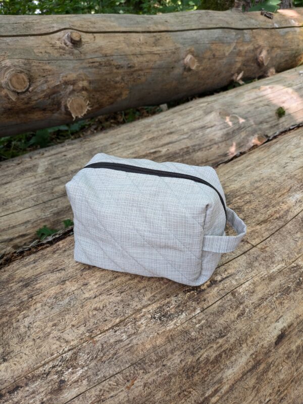 Trousse de toilette matelassée – Image 8